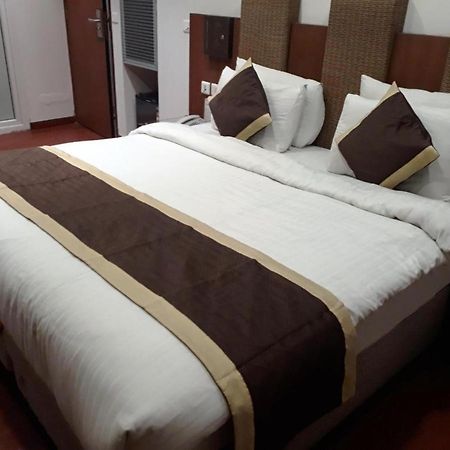 Hotel Shanti House New Delhi Karnail Singh Stadium Gate No 1 Exterior photo