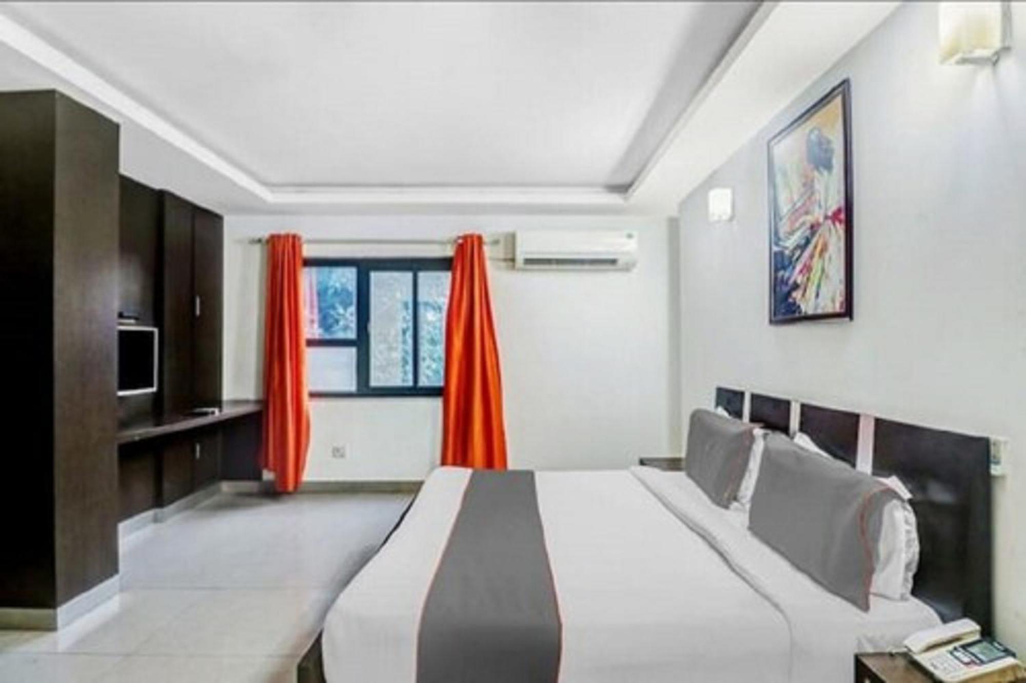 Hotel Shanti House New Delhi Karnail Singh Stadium Gate No 1 Exterior photo